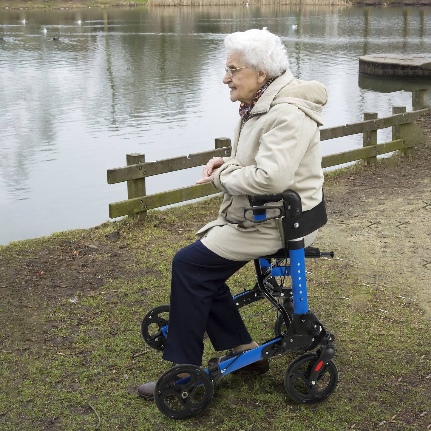1Pc Aluminum Rollator Walker with Seat Backrest Foldable Rolling Walker with 220LBS Max Load 31-36In Adjustable Height 8In Wheels for Seniors Mobility
